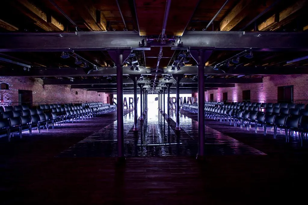Hotel Blow Up Hall 5050 Poznań