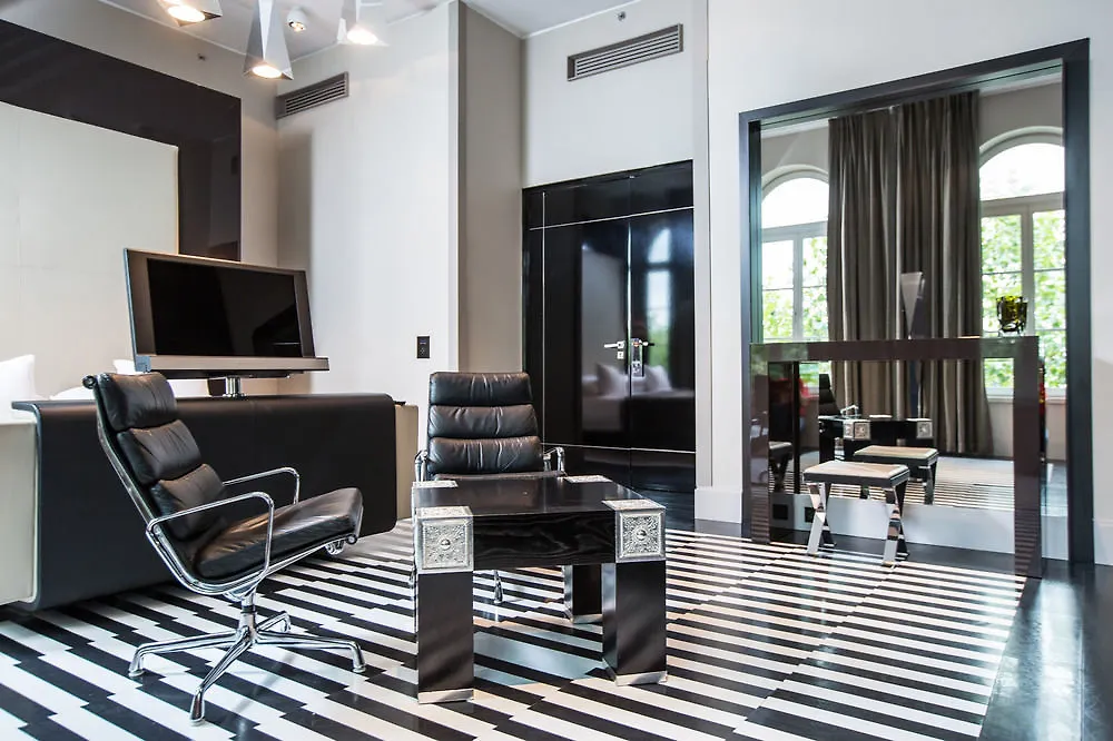 Hotel Blow Up Hall 5050 Poznan