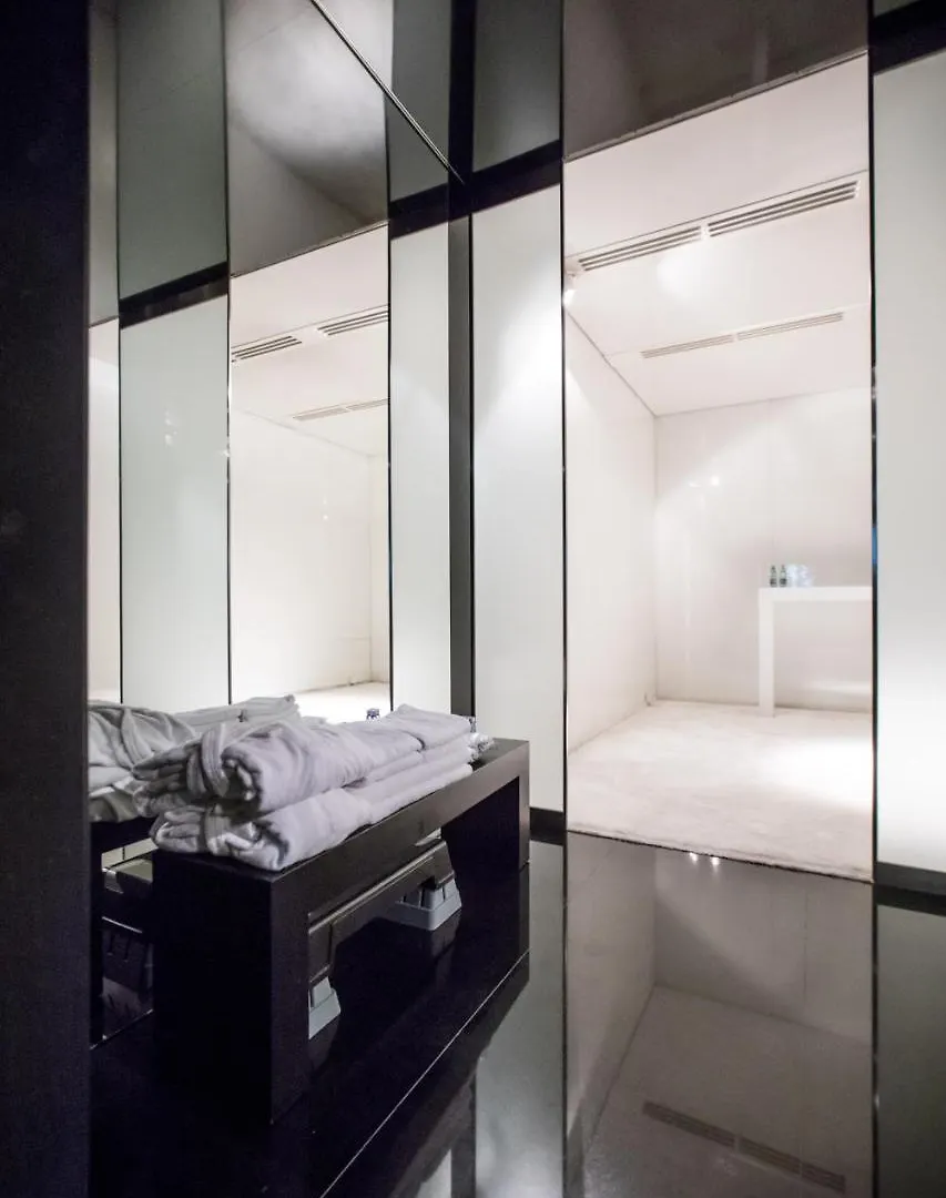 Hotel Blow Up Hall 5050 Poznan